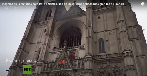 Incendio en la histórica catedral de Nantes, una de las iglesias góticas más grandes de Francia