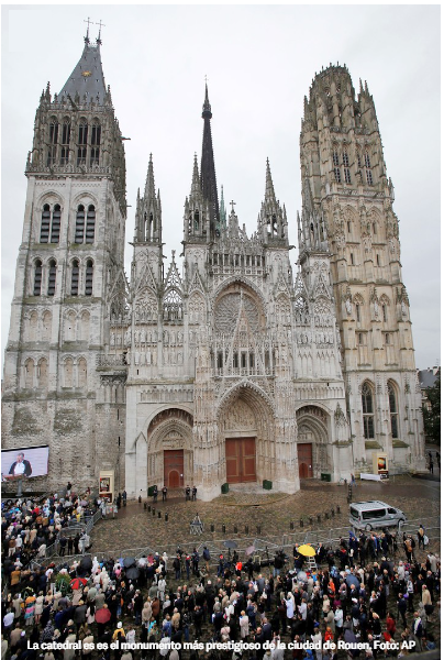 La Catedral de Notre-Dame, oficialmente catedral primada de Notre-Dame-de-l'Assomption de Rouen