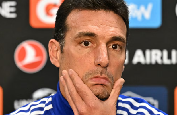 Scaloni analiza todas las opciones (Foto: Reuters).